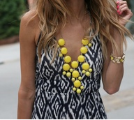 bubble bib necklace pic
