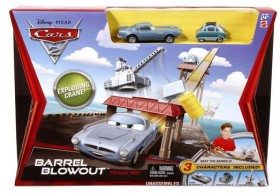 Cars 2 Barrel Blowout Track Set & Vehicle 2-Pack