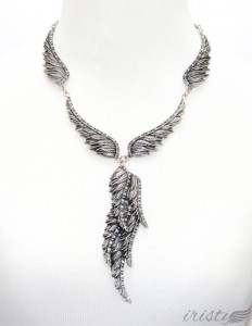 wing-necklace