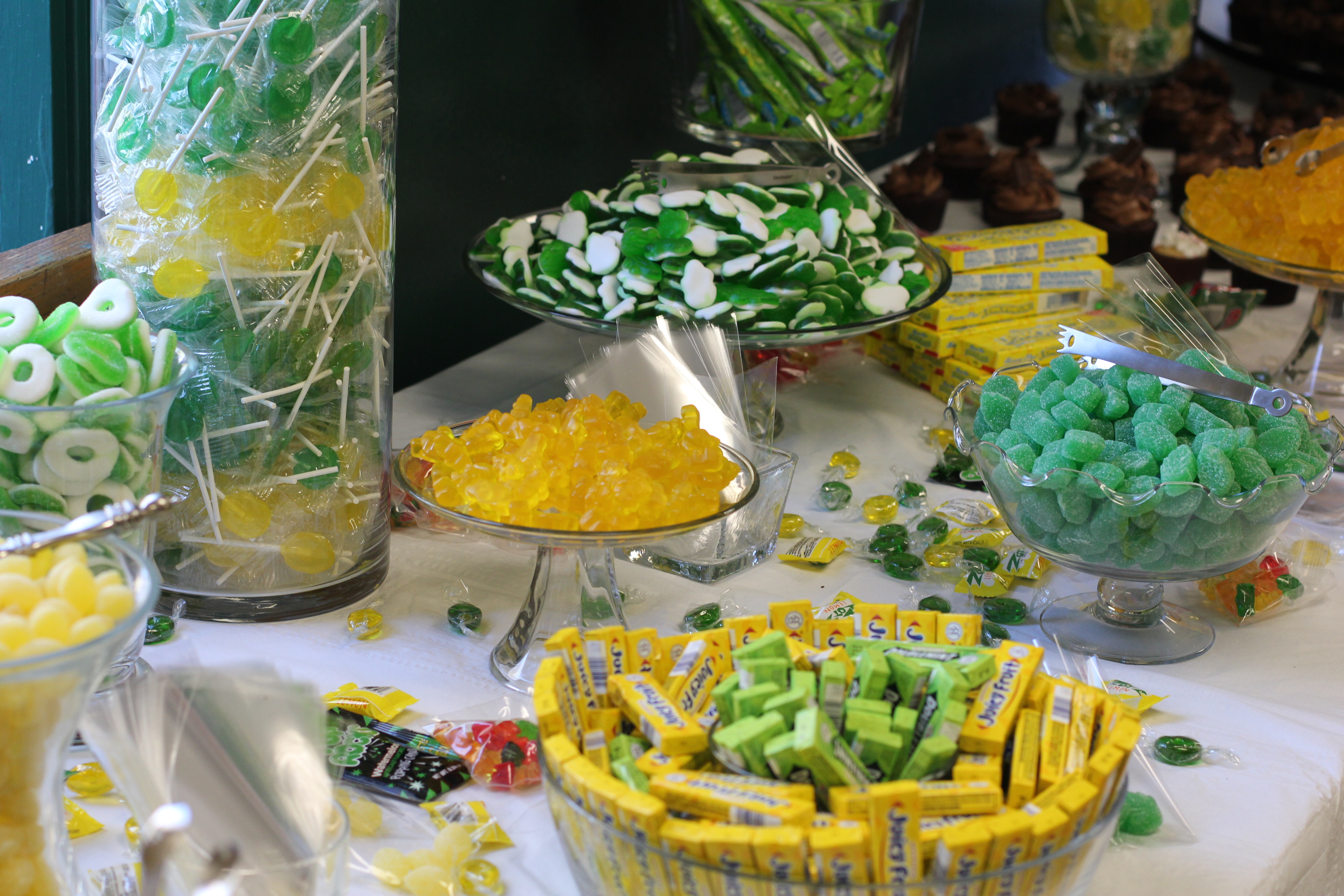 Great Party Idea... No Host Candy Bar... Fabulessly Frugal