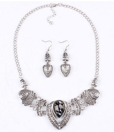Necklace and Earing Sets