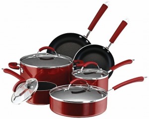 Farberware Millennium Colors 12-Piece Non-Stick Cookware Set, Red (540x433)