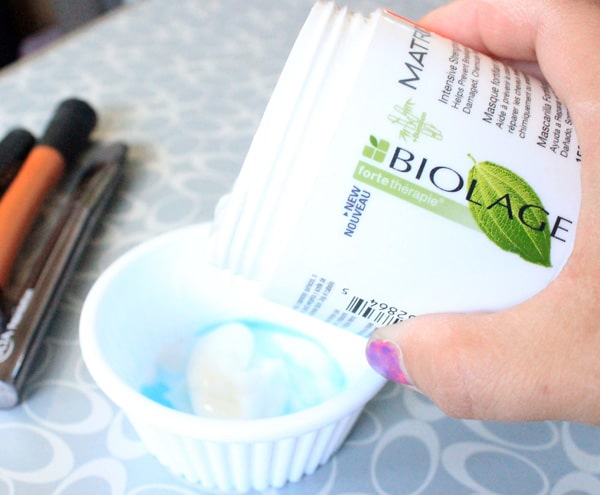 Adding hair conditioner to diy makeup brush cleaner mixture