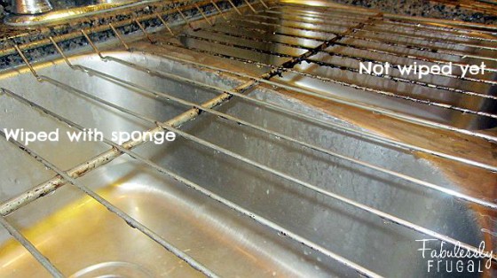 cleaning oven rack half dirty half clean