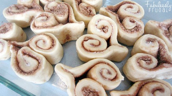 Heat shaped cinnamon rolls