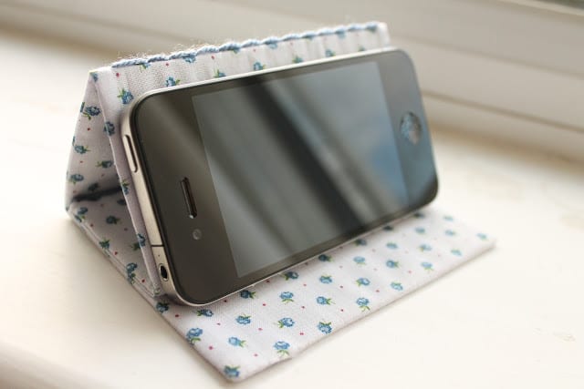 IPhone Stand