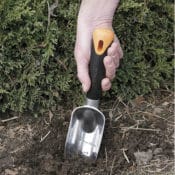 Amazon: Fiskars Big Grip Plant Transplanter $4.99 (Reg. $10.99)