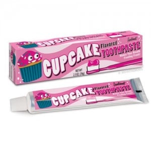 Accoutrements Sweet Cupcake Frosting Flavored Toothpaste, 2.5 oz