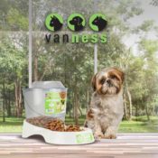 Amazon: 3-Pound Pet Auto Feeder $3.05 (Reg. $7.79) - FAB Ratings!