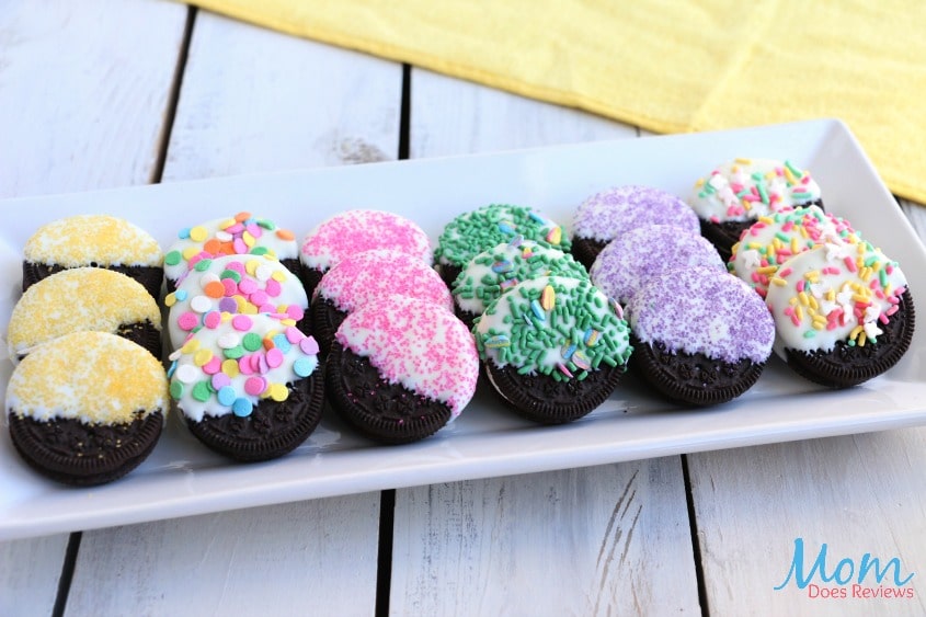 Variety of differently decorated dipped oreos