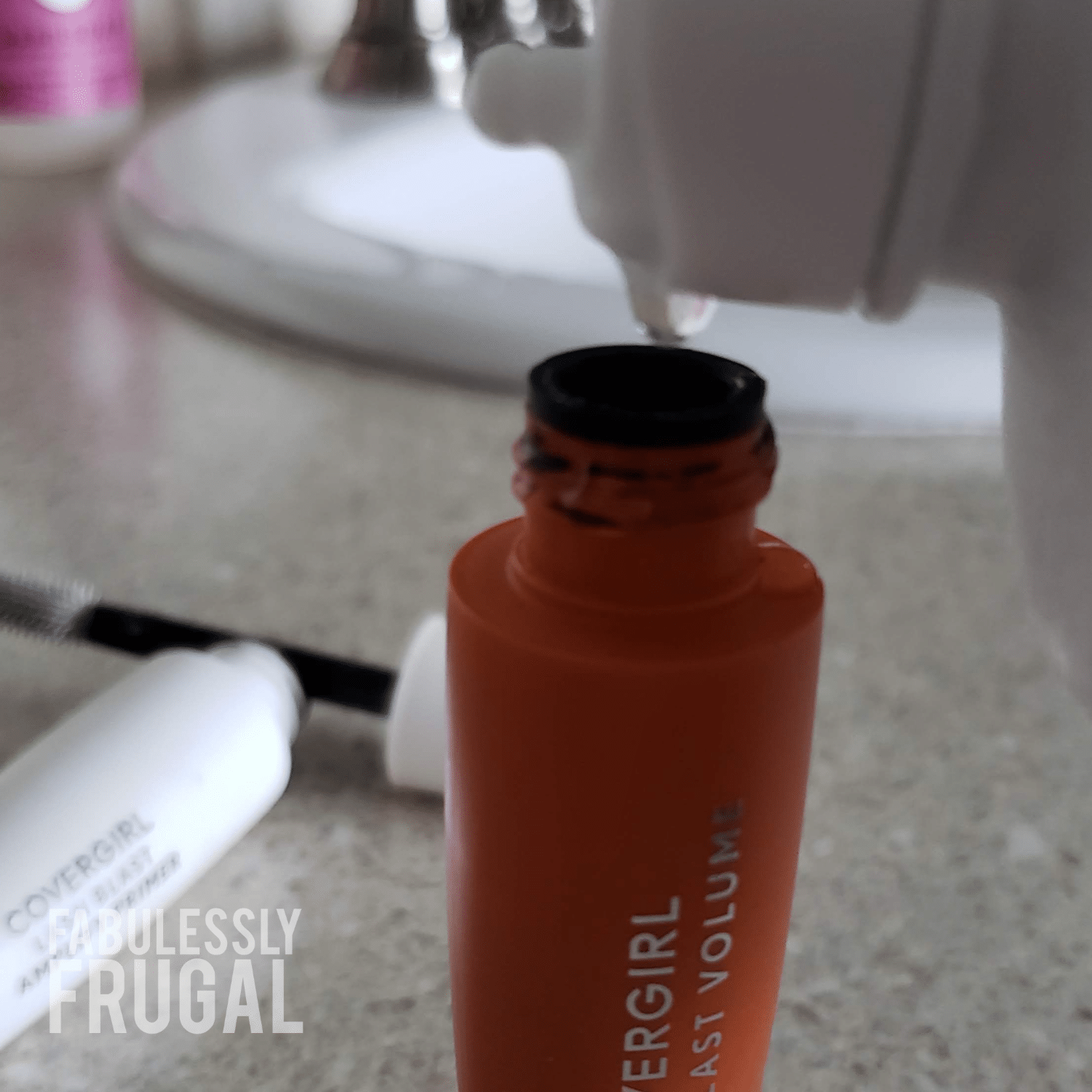 What to put in mascara to make it last longer
