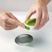Amazon: Can-Do Compact Green Can Opener $7.99 (Reg $16.50) - FAB Ratings!