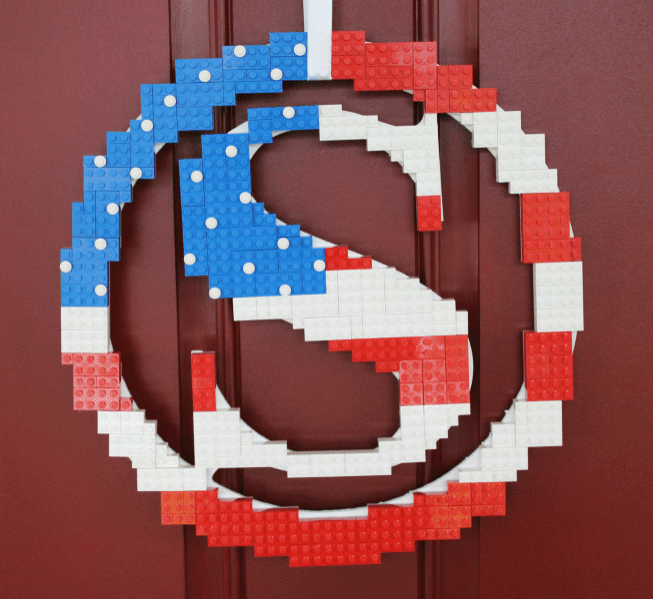 American flag wreath made with lego