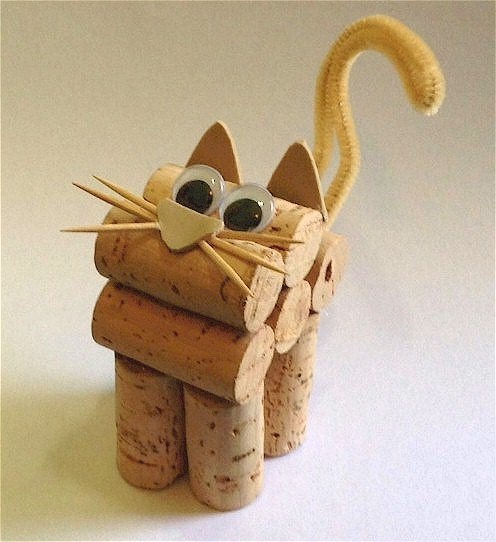 30 Wine Cork Crafts and Creative Wine Cork Projects - Fabulessly Frugal