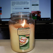 Amazon: Yankee Candle Large Jar Christmas Cookie Candle $16.35 (Reg. $29.49)...