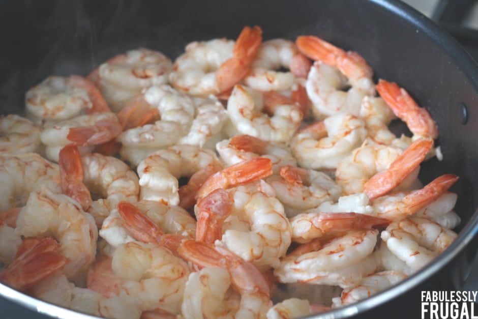 Cooking shrimp in skillet