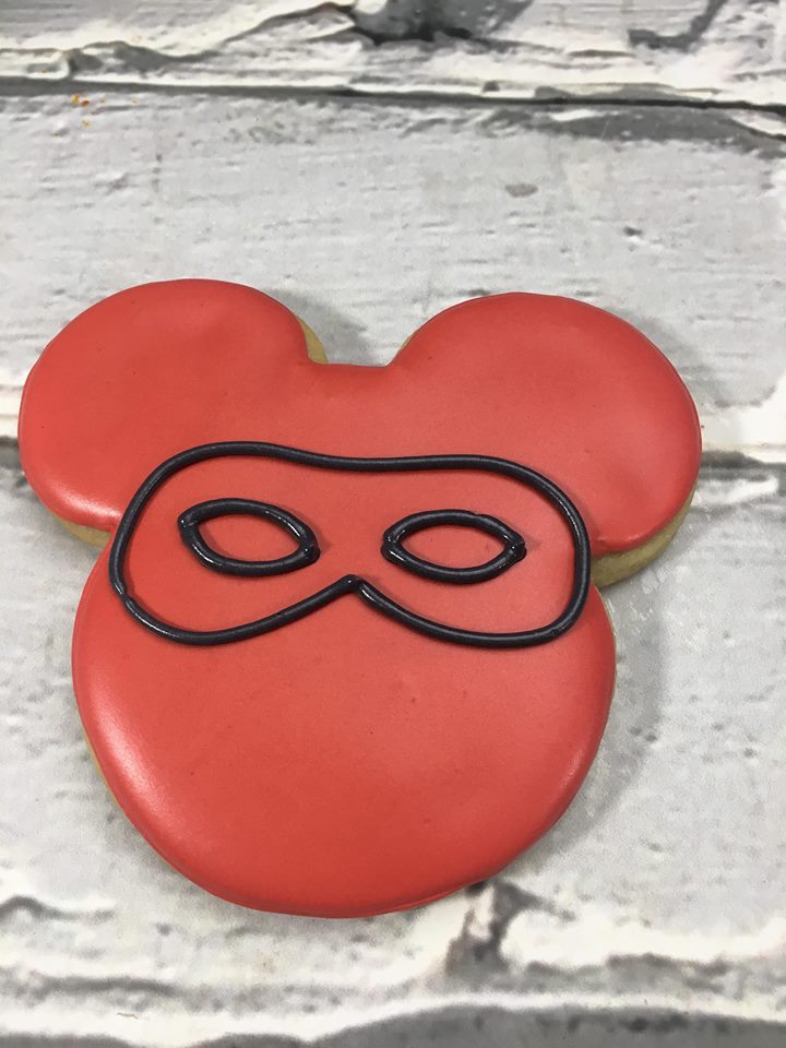 Mickey mouse sugar cookies recipe with incredibles mask