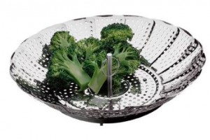 collapsible steamer basket for buttered broccoli
