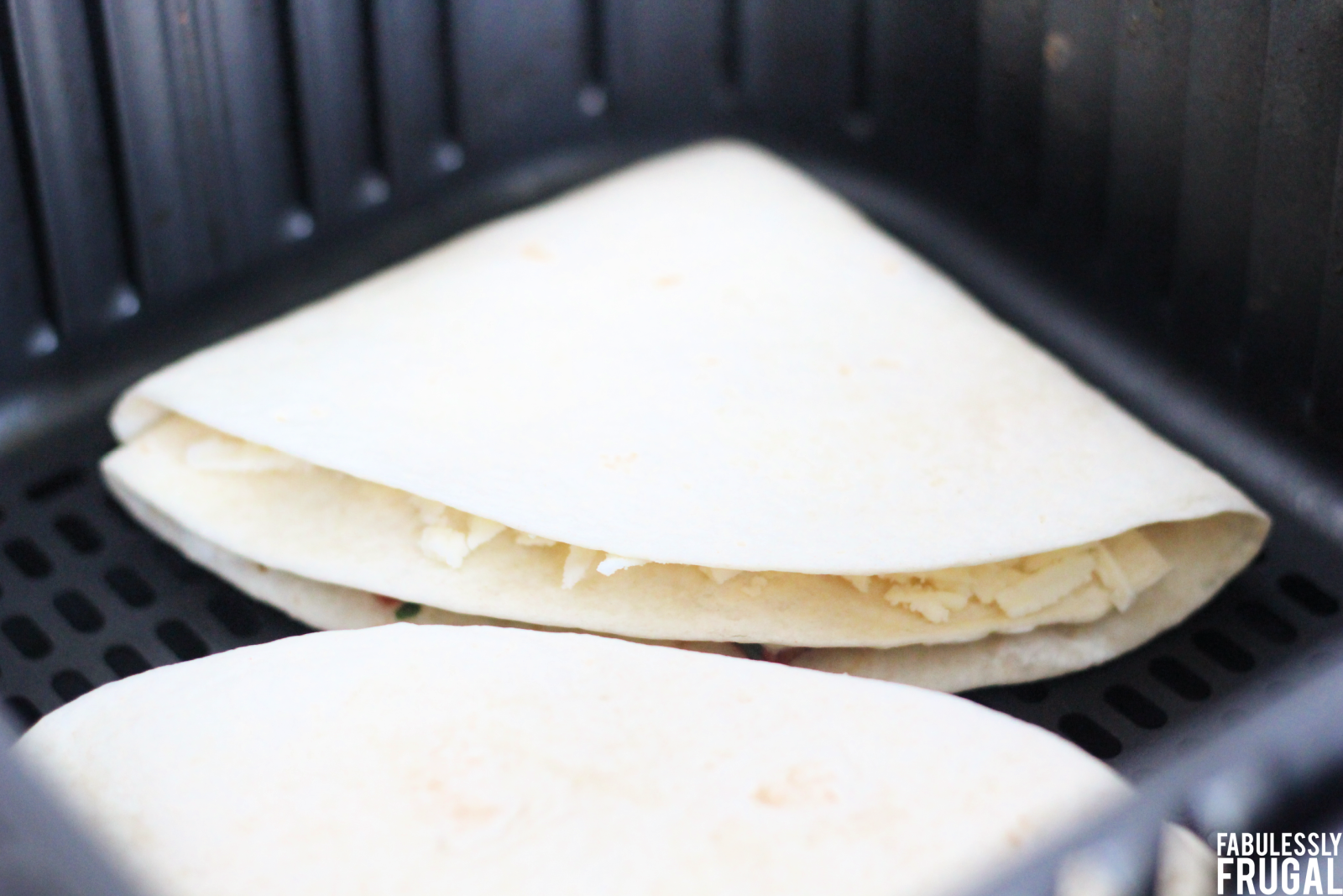 cook beef foldover quesadilla in the air fryer
