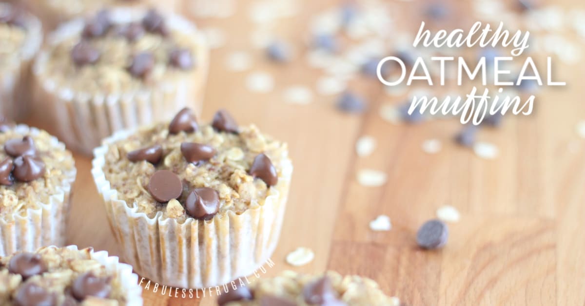 Healthy oatmeal muffins