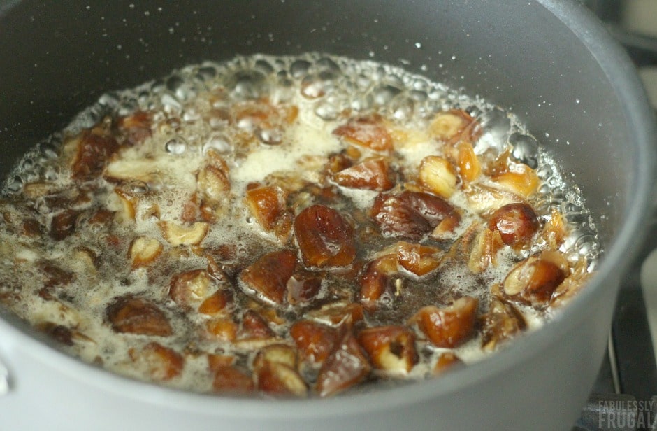 boiled dates and sugar water for old fashioned date bars