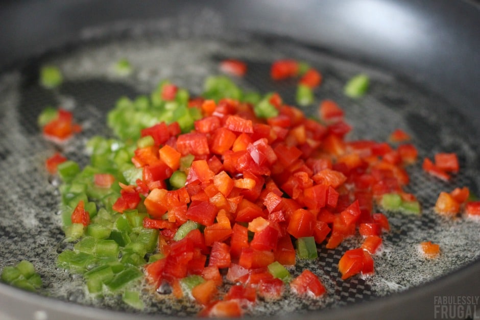 green pepper and red pepper for cheesy shrimp enchiladas recipe