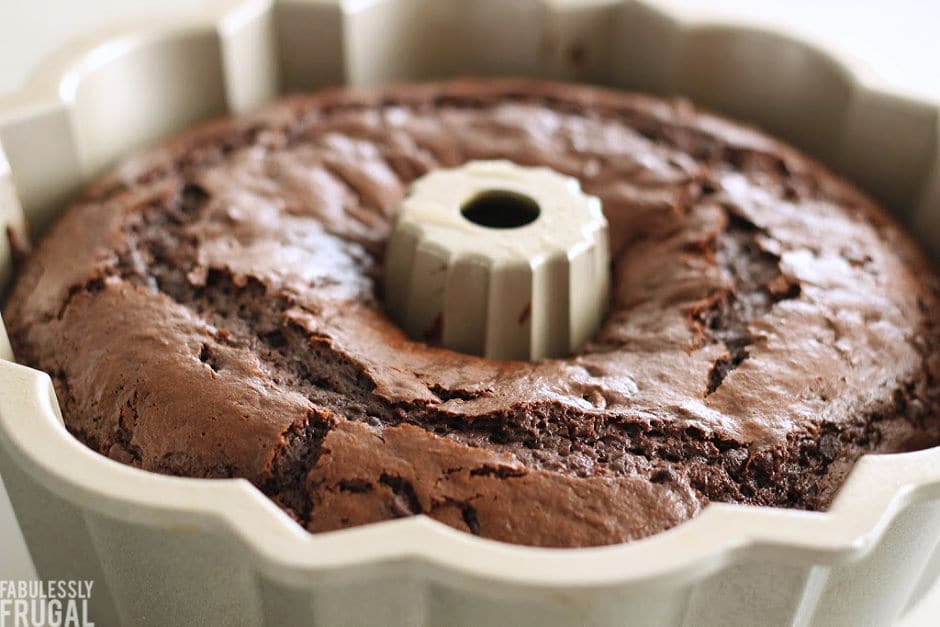 chocolate bundt cake with sour cream