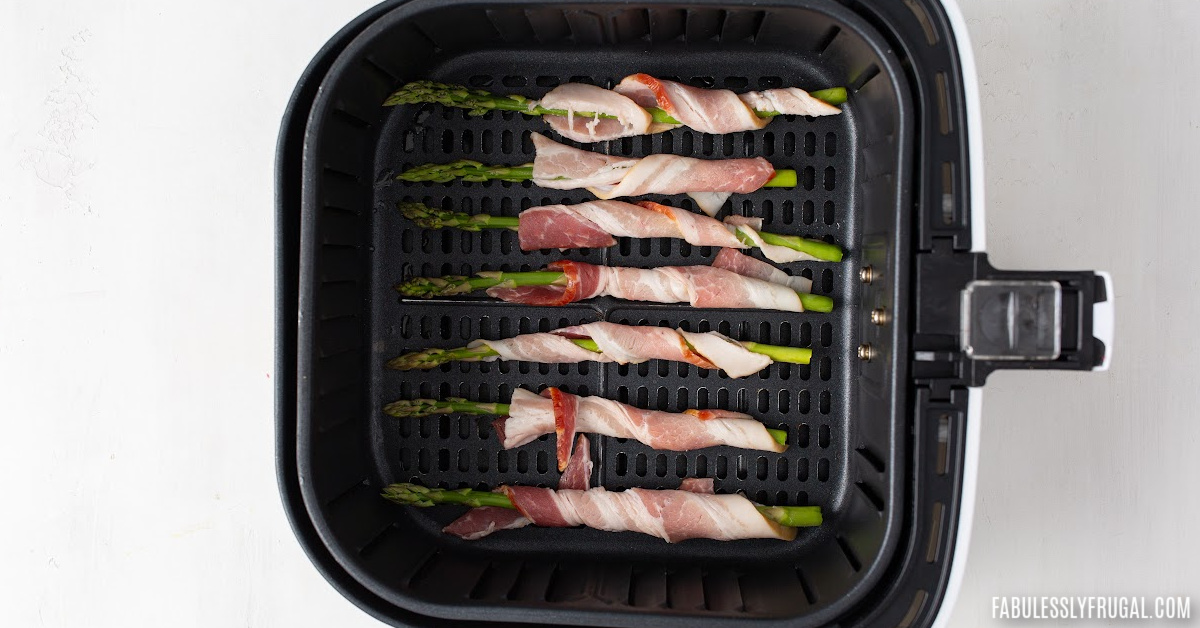 how to cook bacon and asparagus in the air fryer