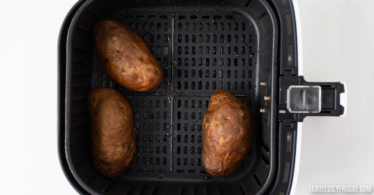 how to cook potatoes in the air fryer