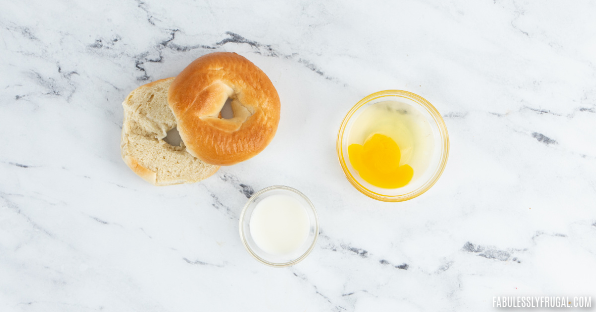 air fryer bagel egg toast