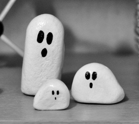 Rock ghosts