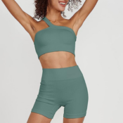 Embrace your fitness routine in style and confidence with 2-Piece Seamless...