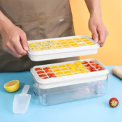 Have perfectly chilled drinks every time with Ice Cube Tray with Lid and...