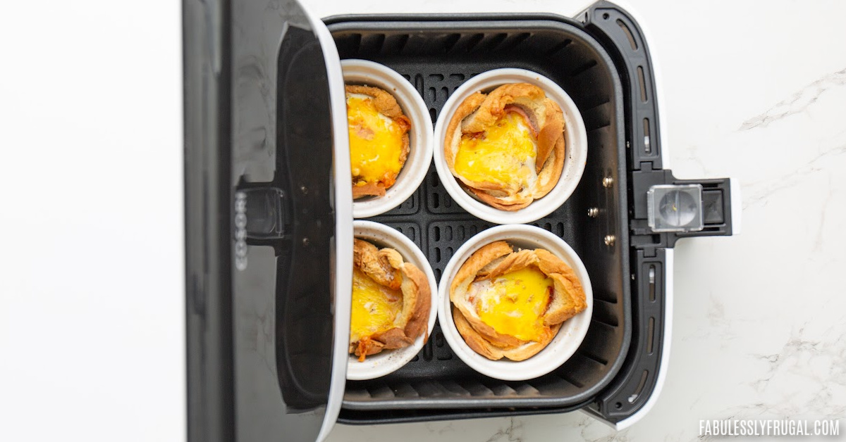 https://fabulesslyfrugal.com/wp-content/uploads/2023/09/air-fryer-ham-and-egg-cups-12.jpg