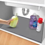 Keep your surroundings neat and organized with this Silicone Kitchen Sink...