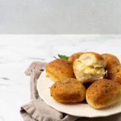 Air fryer garlic rolls