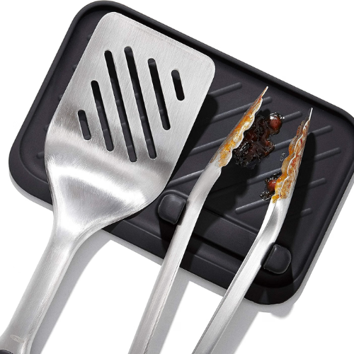 Outdoor Grilling Turner and Tongs Set $17.99 (Reg. $29.99) 2.3K+ 4.8/5⭐